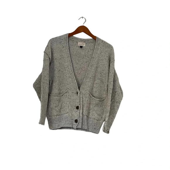 Universal Thread Womens Cardigan XS Gray V-Neck Sweater Pockets Grandma Cottage - Picture 1 of 8